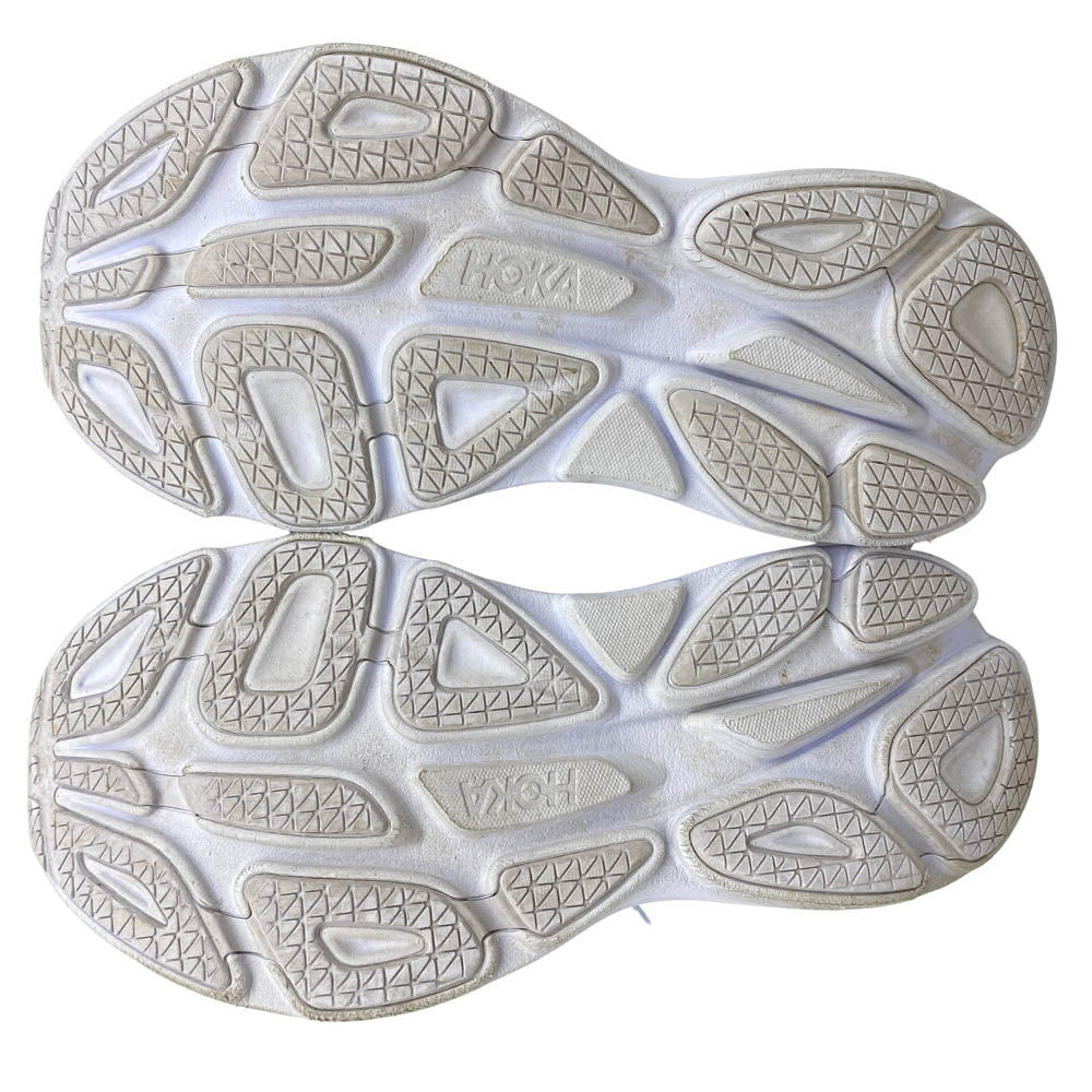 HOKA ONE ONE ホカ オネオネ 1123202 BONDI 8 ボンダイ ランニング シューズ スニーカー ホワイト系 27.5cm【中古】