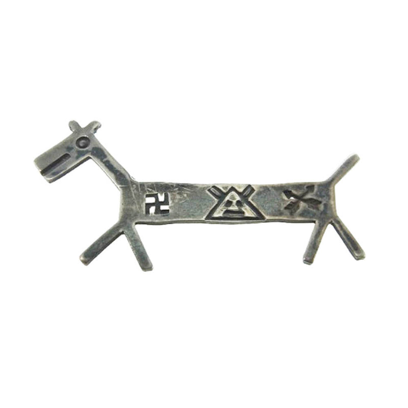 ナバホ族 アーティスト不明 Whirling Log Horse ワーリングログ ホース ピンズ シルバー系【中古】