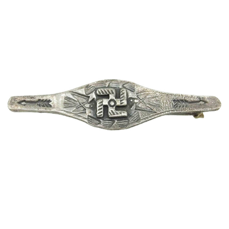 ナバホ族 アーティスト不明 Whirling Log Arrows ワーリングログ アロー ピンズ シルバー系【中古】