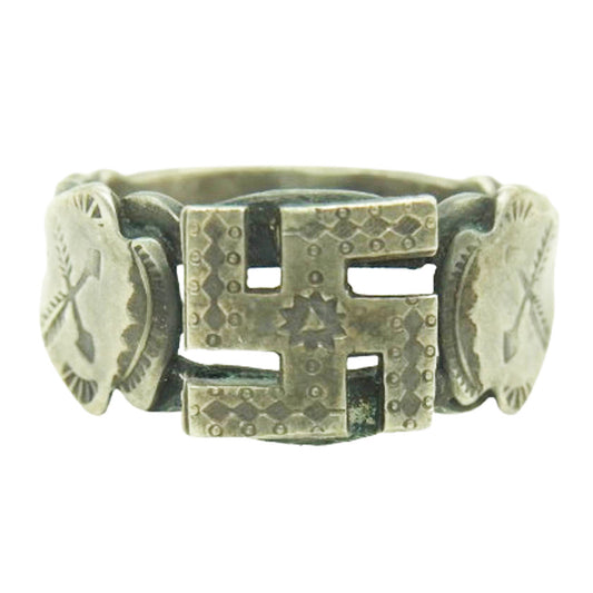 ナバホ族 アーティスト不明 スワスティカ アロースタンプ リング シルバー系 約21.5号【中古】