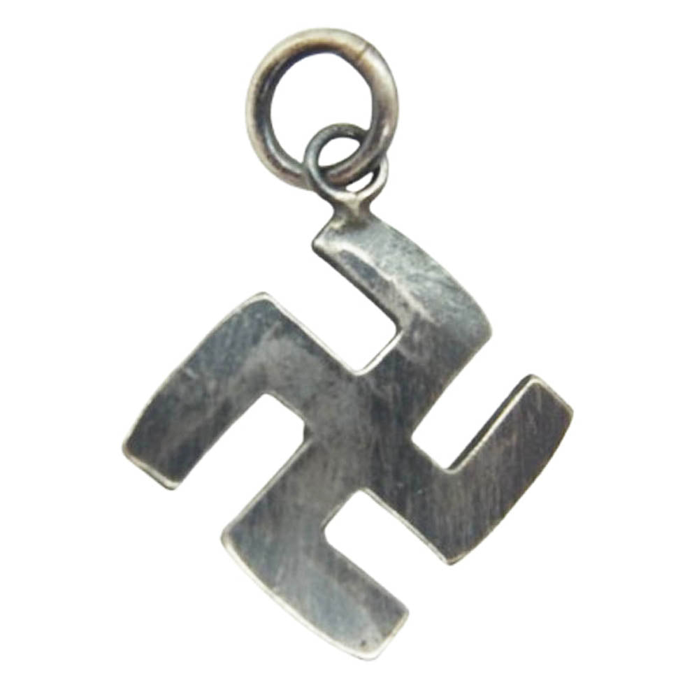 ナバホ族 アーティスト不明 Whirling Log ワーリングログ ペンダント トップ シルバー系【中古】