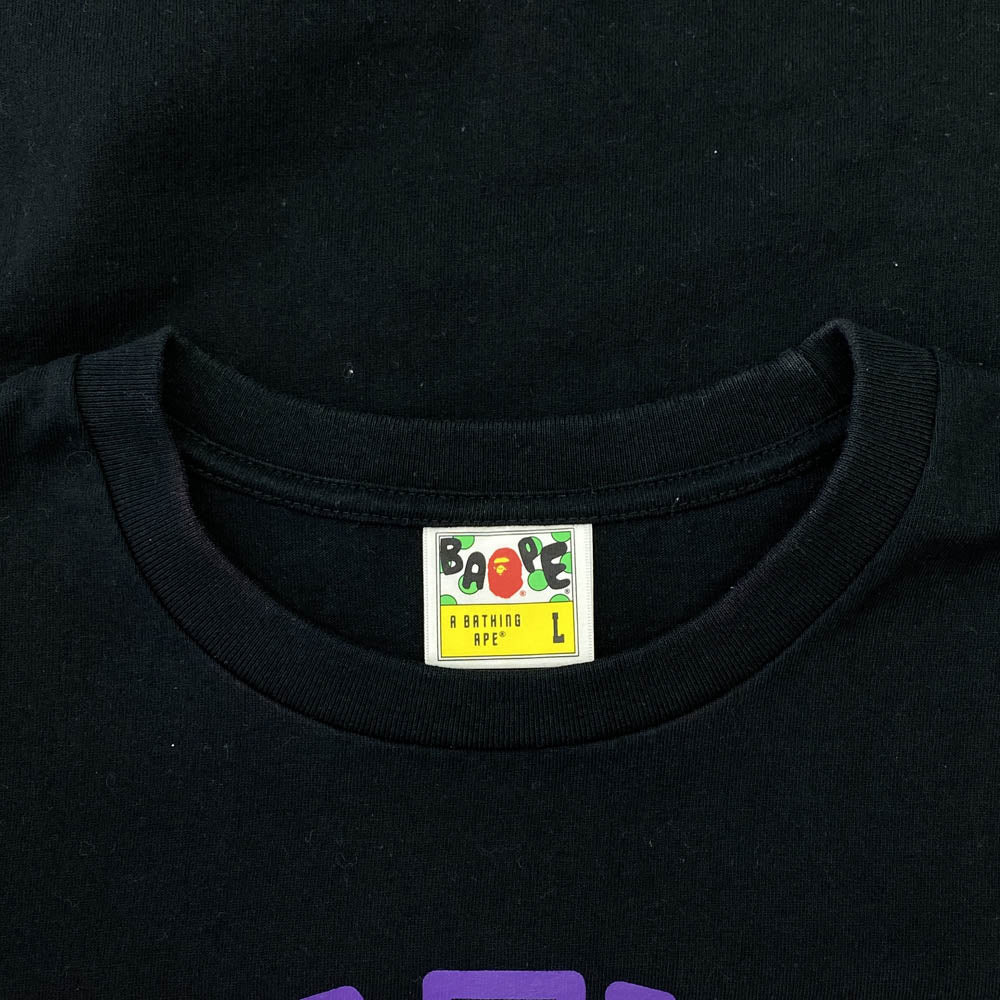 A BATHING APE アベイシングエイプ 001TEG301078X ネオン カレッジ ロゴ プリント カットソー 半袖 Tシャツ ブラック Lサイズ ブラック系 L【中古】
