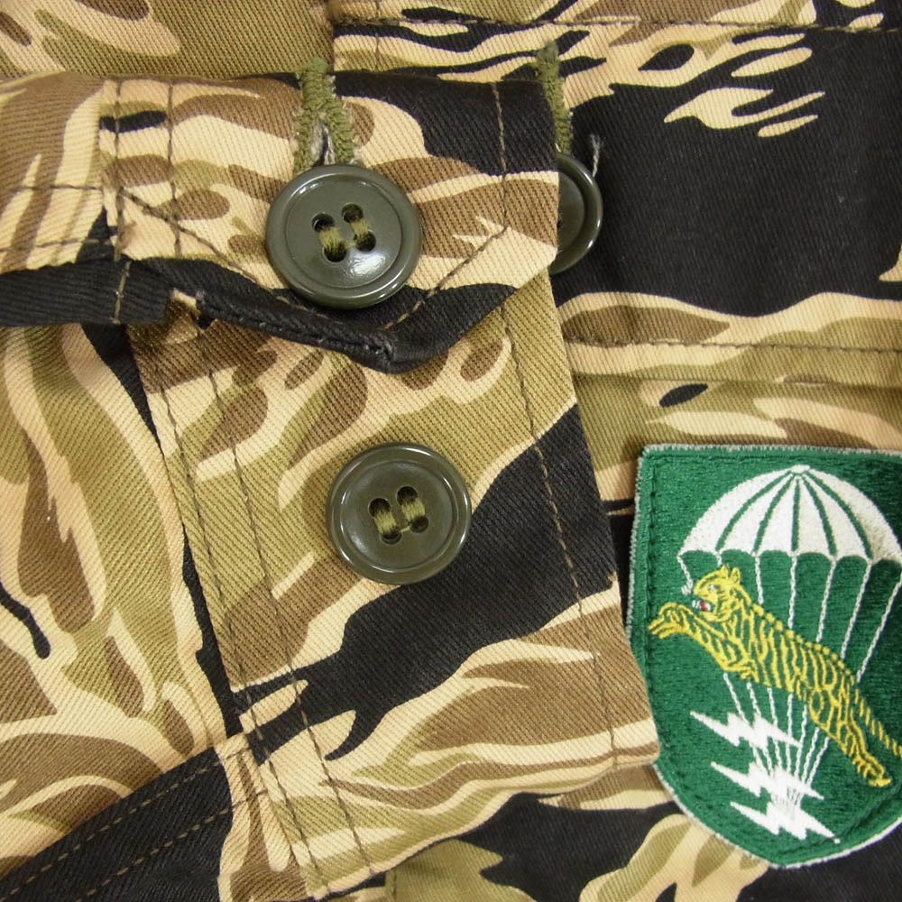 The REAL McCOY'S ザリアルマッコイズ MJ14009 ADS DOG SHIT ONE タイガーカモ ミリタリー シャツ カーキ系 M【美品】【中古】
