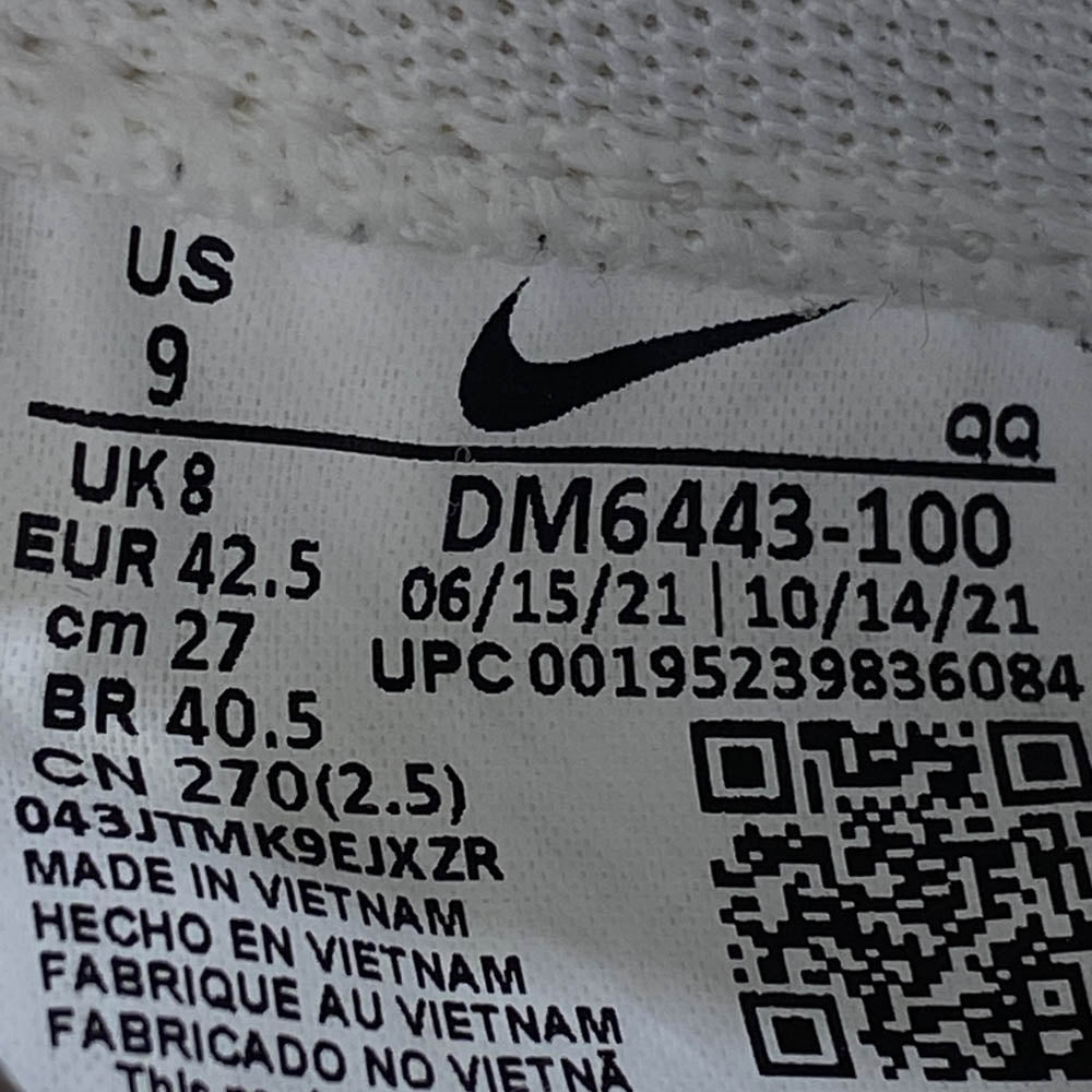 NIKE ナイキ 22AW DM6443-100 × sacai Blazer Low White Patent Leather サカイ ブレーザー ロー ホワイト パテント レザー ローカット スニーカー ホワイト系 27cm【中古】