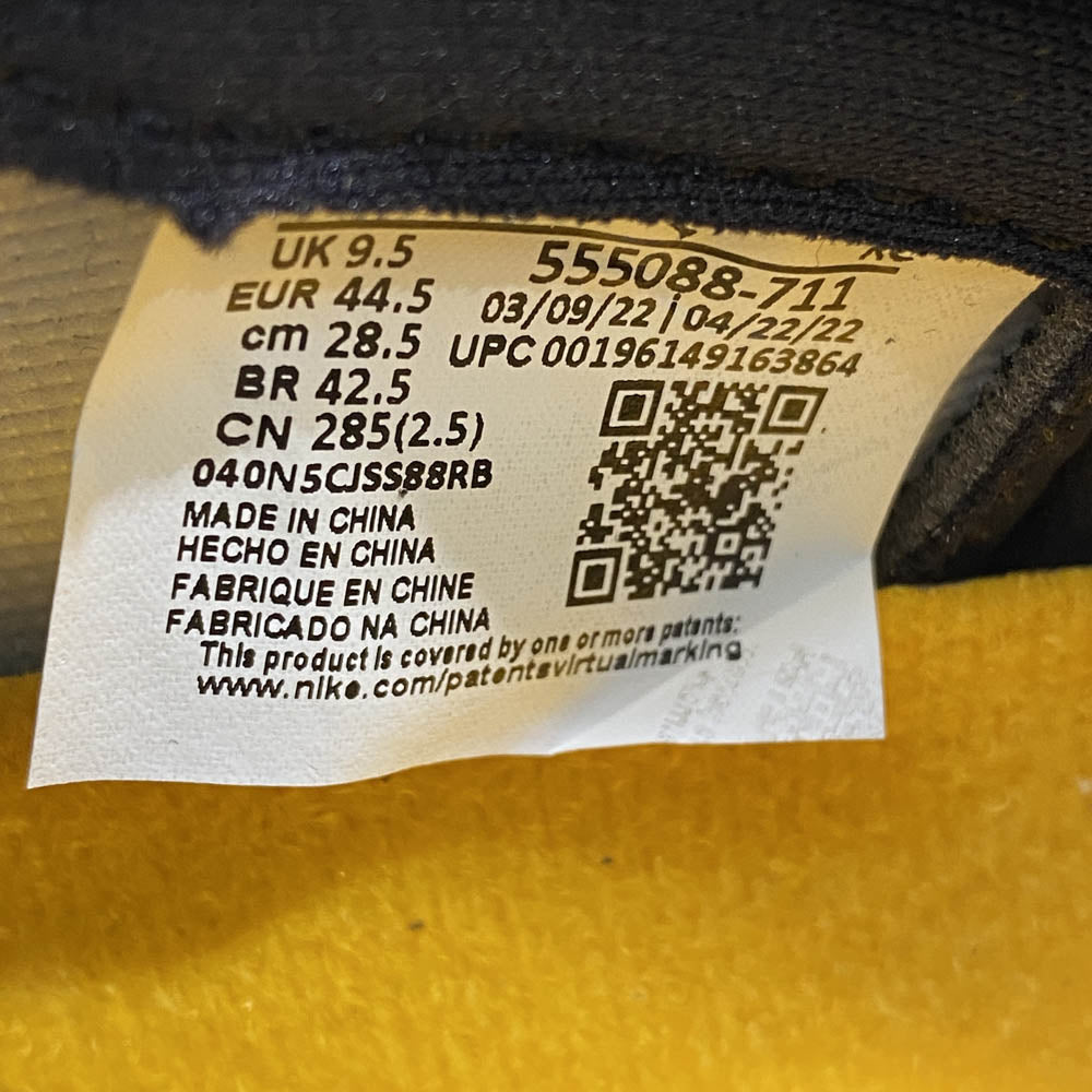 NIKE ナイキ 555088-711 Air Jordan 1 Retro High OG Taxi エアジョーダン1 レトロ ハイ OG タクシー ハイカット スニーカー イエロー系 28.5cm【新古品】【未使用】【中古】