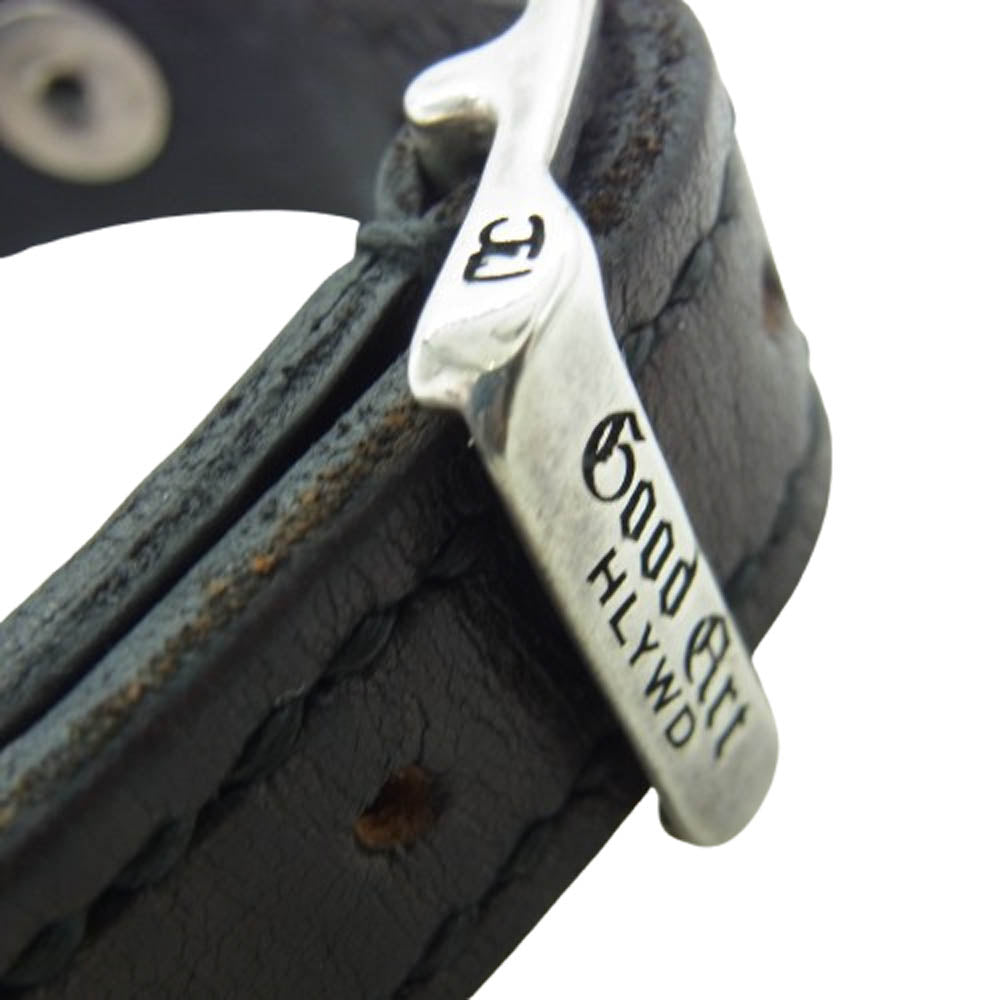 グッドアートハリウッド GALBR033 SINGLE BUCKLE LEATHER BRACELET w/3 SKULLS 3スカル シルバーバックル レザー ブレスレット Mサイズ ブラック系 シルバー系 M【中古】