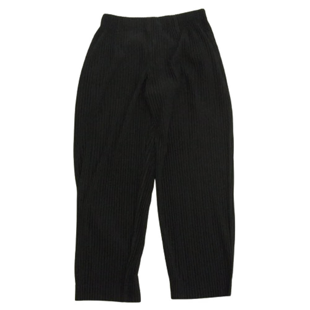 HOMME PLISSE ISSEY MIYAKE オム プリッセ イッセイミヤケ HP55JF450 BASICS ベーシック ストレート プリーツ加工 パンツ ブラック ブラック系【中古】