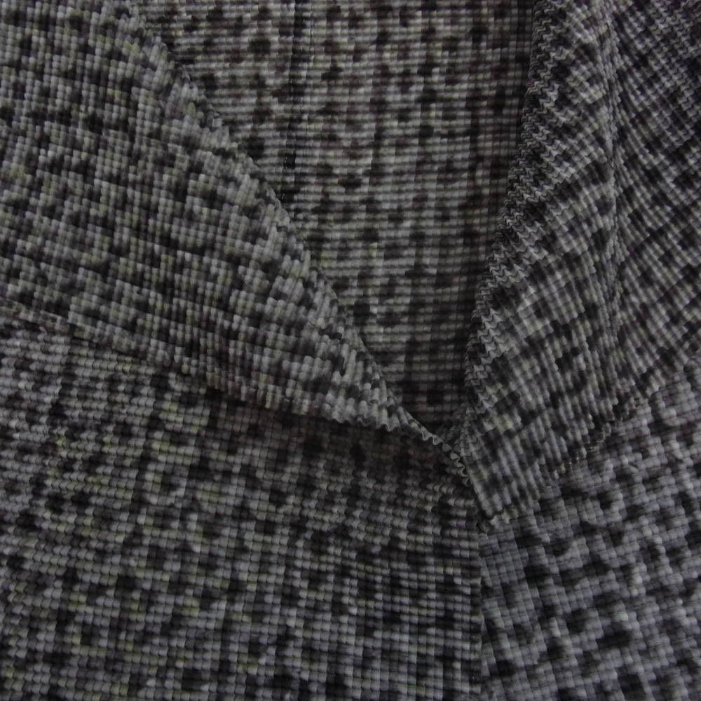 ISSEY MIYAKE イッセイミヤケ MI41FO131 me ミー ニット転写 ボタンレス カーディガン ジャケット ブラック系【中古】