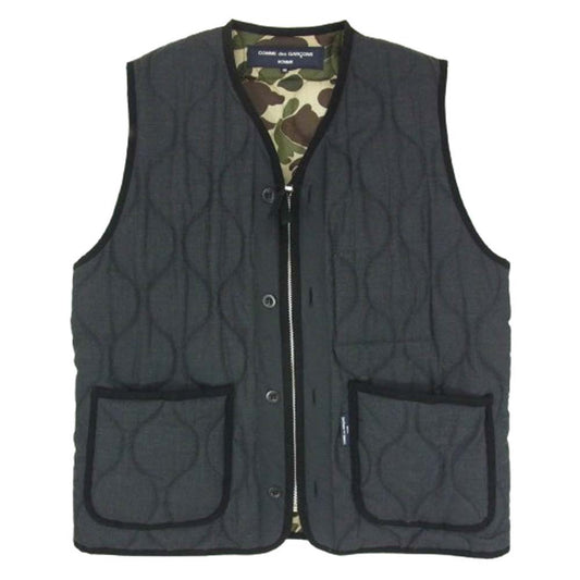 COMME des GARCONS HOMME コムデギャルソンオム HL-V001 裏地カモフラ柄 迷彩 中綿 キルティング ベスト ブラック系 M【中古】