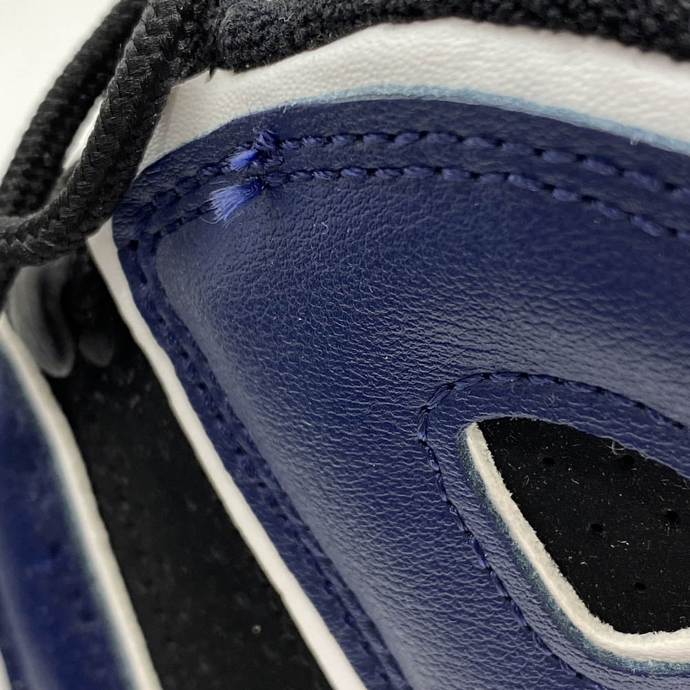 NIKE ナイキ DJ4400-001 Air More Uptempo 96 Black and University Red ブラック系 26.5cm【中古】