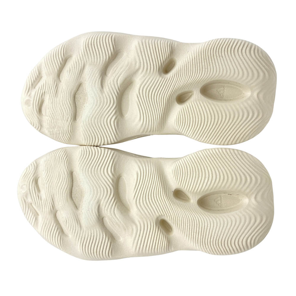 adidas アディダス FY4567 YEEZY Foam Runner Sand イージー フォームランナー サンド ラバーサンダル アイボリースニーカー サンダル ベージュ系 26.5cm【中古】