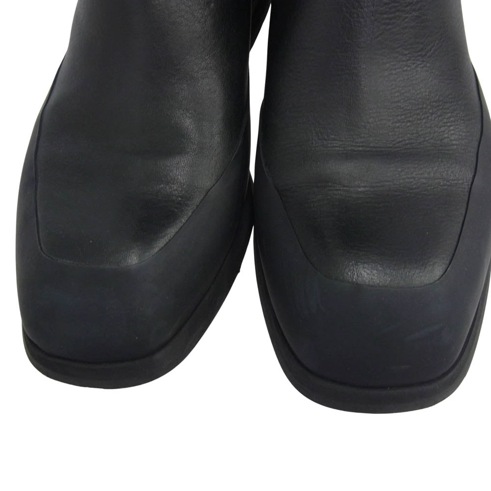 The Row ザロウ F1191-L65 FLAT ANKLE GARDEN BOOTS フラット アンクル レザー サイドゴア ガーデンブーツ ブラック系 39【中古】