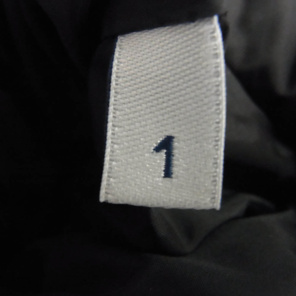 MONCLER モンクレール C20934696605 BETULA ベチュラ 国内正規品 アウター ジップ アップ フード ダウン ジャケット ブラック系 1【中古】