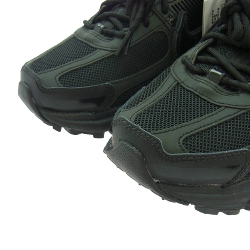 NIKE ナイキ FZ3313-001 Dover Street Market ドーバーストリートマーケット ZOOM VOMERO 5 ズームボメロ ローカット スニーカー ブラック系 26cm【極上美品】【中古】