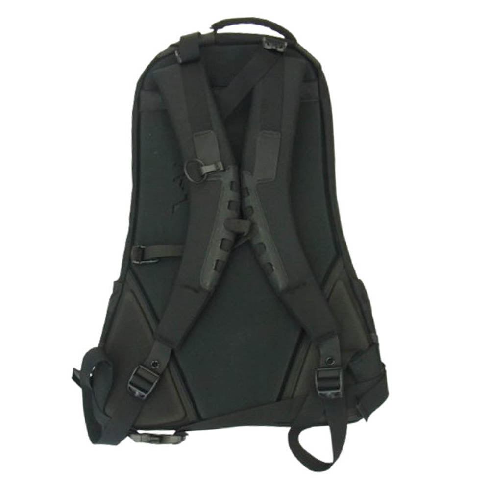 ARC'TERYX アークテリクス ARRO 22 アロー 22 リュック デイパック バックパック ブラック系【中古】