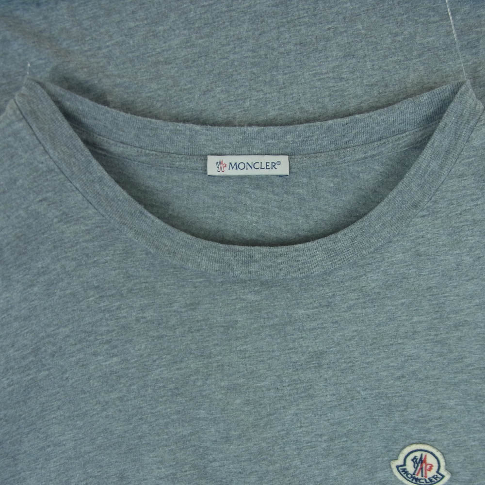 MONCLER モンクレール 22SS H10918C00052 クルーネック ワッペン ロゴ ワンポイント 半袖 Tシャツ グレー系 3P1 M【中古】