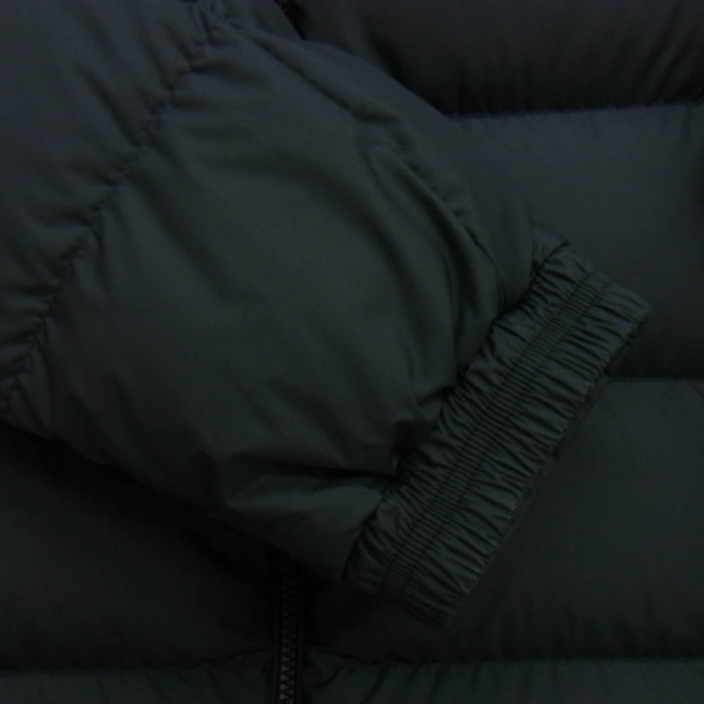 MONCLER モンクレール 22AW H20911A00105 54A81 モンクレールジャパンタグ CARDERE GIUBBOTTO ロゴプリントフーディー カルデラ ダウンジャケット ブラック系 ダークネイビー系 5【中古】