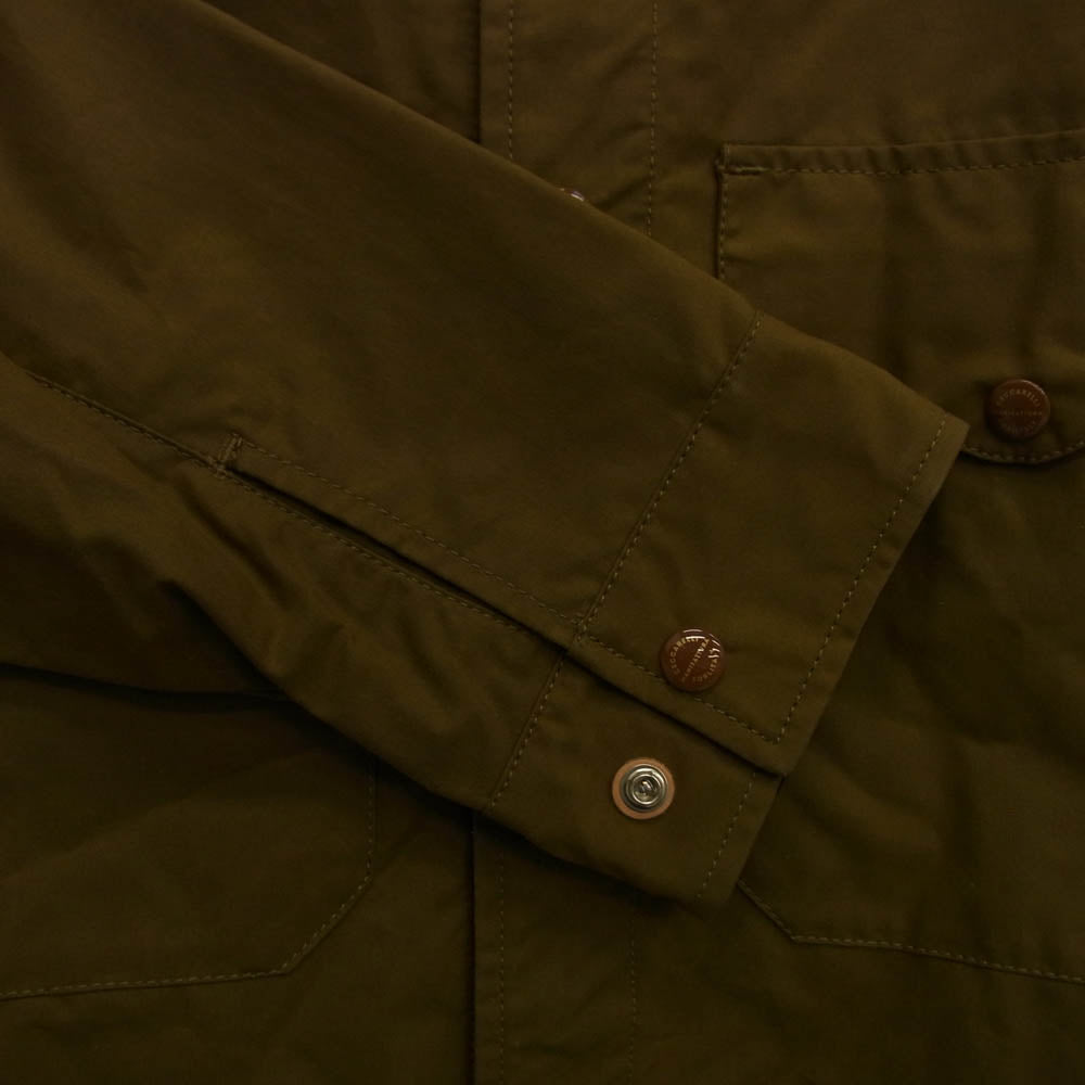 マニファッツュラチェカレリ 7073 イタリア製 Heavy Waxed Shirt Jacket 裏地チェック ヘビー ワックスド シャツ ジャケット カーキ系 42【中古】