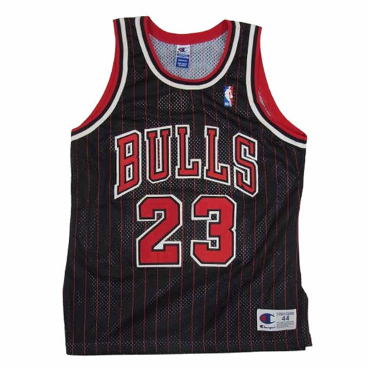 Champion チャンピオン 90s USA製 NBA CHICAGO BULLS MICHAEL JORDAN シカゴ ブルズ マイケル ジョーダン ゲーム シャツ ブラック系 44【中古】