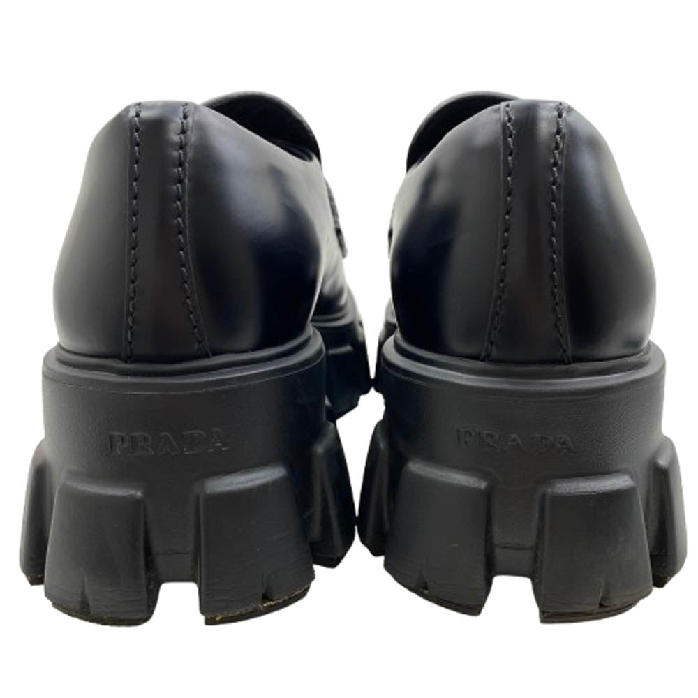 PRADA プラダ Monolith Pointy Brushed Leather Loafers トライアングルプレート ロゴ モノリス ローファー 厚底 ブラック系 6【中古】
