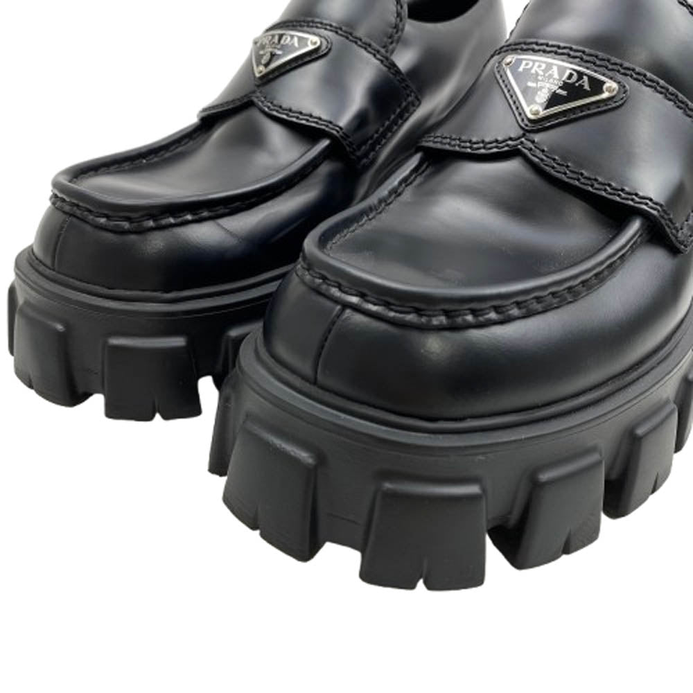 PRADA プラダ Monolith Pointy Brushed Leather Loafers トライアングルプレート ロゴ モノリス ローファー 厚底 ブラック系 6【中古】