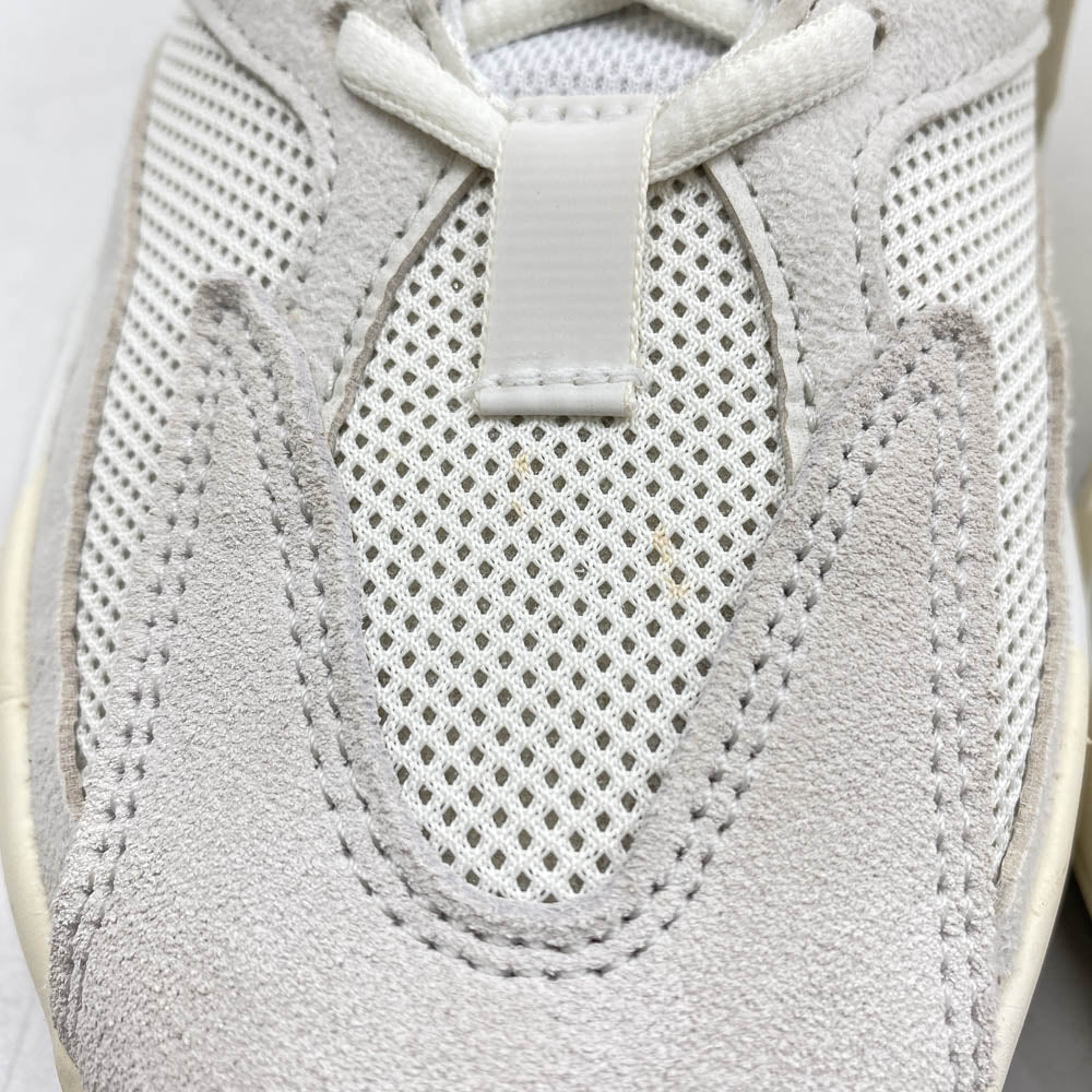 YEEZY BOOST イージーブースト EG7596 YEEZY BOOST 700 イージーブースト700 ANALOG アナログ スニーカー グレー系 26cm【中古】