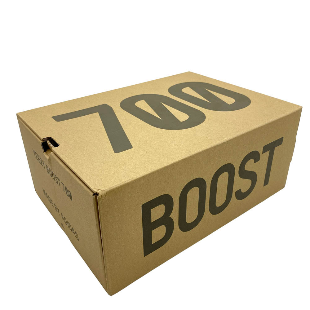 YEEZY BOOST イージーブースト EG7596 YEEZY BOOST 700 イージーブースト700 ANALOG アナログ スニーカー グレー系 26cm【中古】