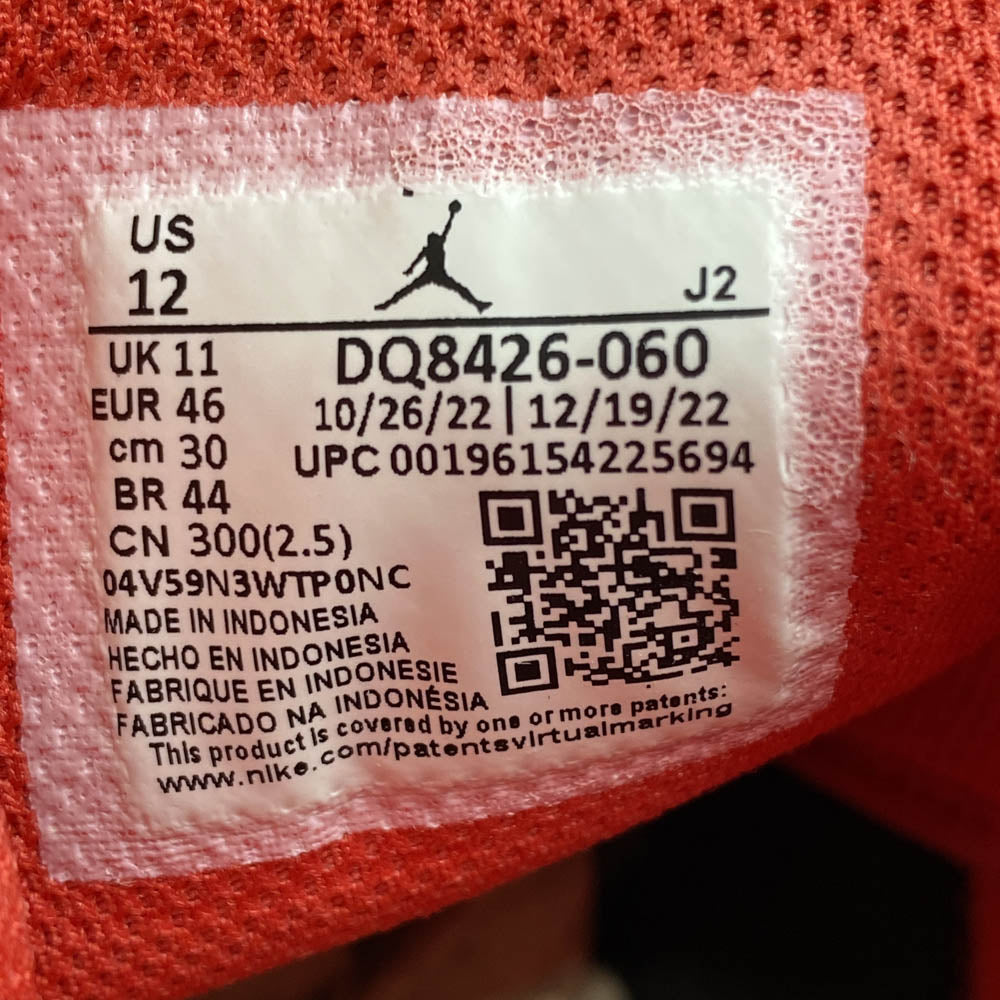 NIKE ナイキ DQ8426-060 Air Jordan 1 Mid Bred Toeエアジョーダン1 ミッド ブレッドトゥ スニーカー ブラック系 30cm【中古】