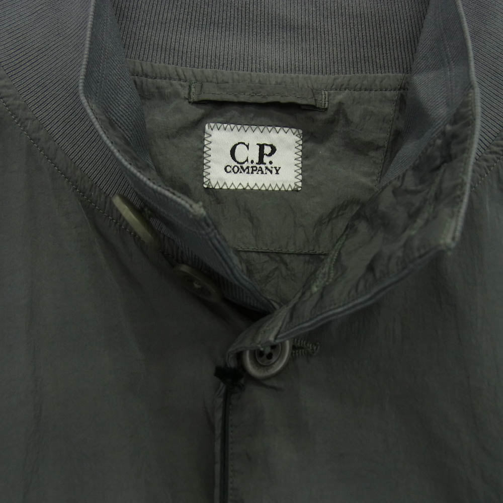 C.P.Company シーピーカンパニー 18CMOW014A 005904G CHROME-R FULL BUTTON JACKET 袖ゴーグルレンズ ナイロンブルゾン ジャケット グレー系 M【美品】【中古】
