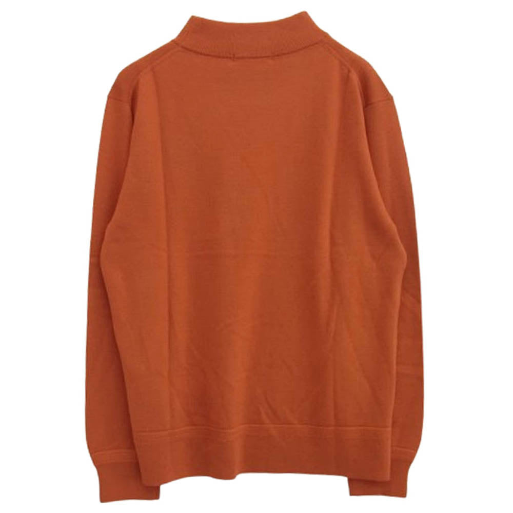 1piu1uguale3 ウノピュウノウグァーレトレ MRK279 WOL167 MOCK NECK KNIT 折り鶴ロゴ刺繍 モックネック ニット セーター オレンジ系 5【極上美品】【中古】