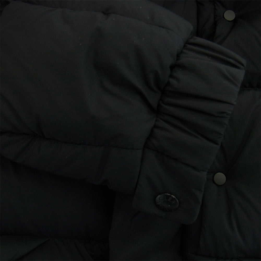MONCLER モンクレール I20911A00201 53333 MADEIRA マデイラ エンボスロゴ ダウンジャケット ブラック系 3【中古】