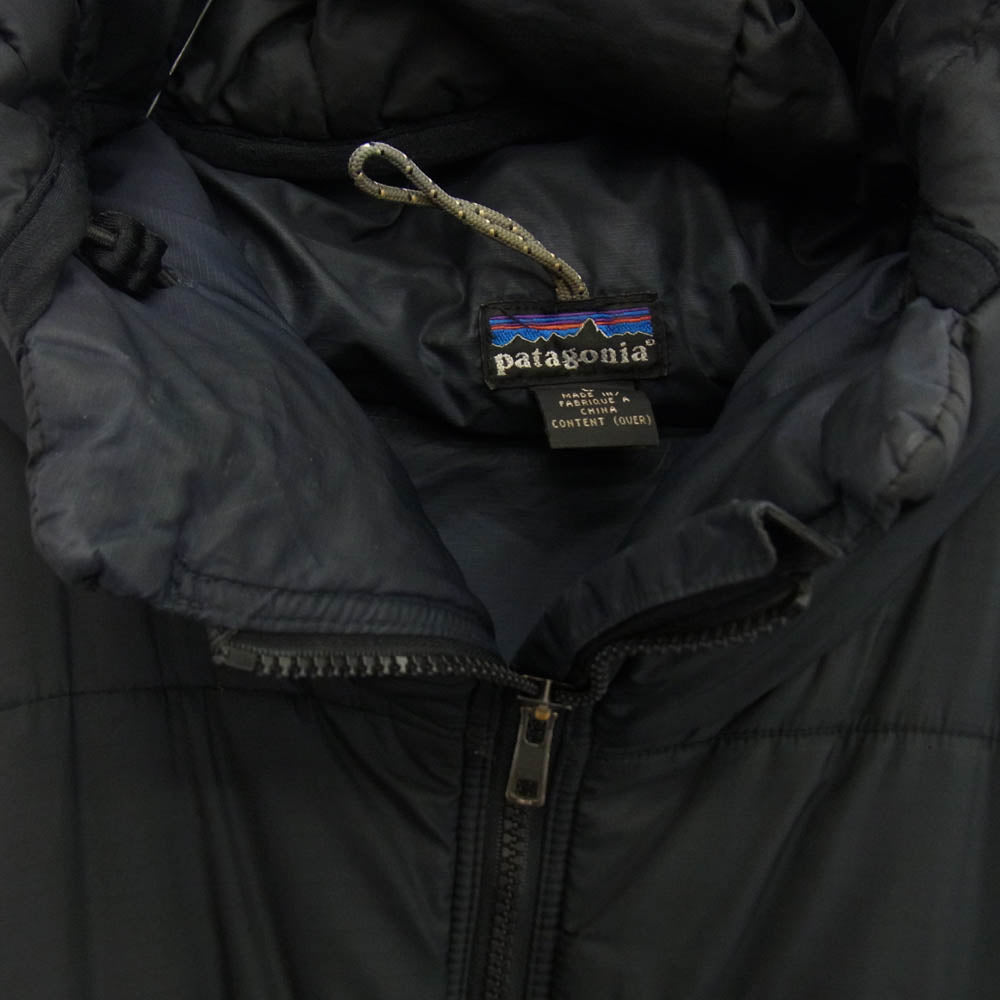 patagonia パタゴニア 01AW STY84098F01 2001年 DAS PARKA ダスパーカー フーデッド 中綿ジャケット ブラック系 L【中古】
