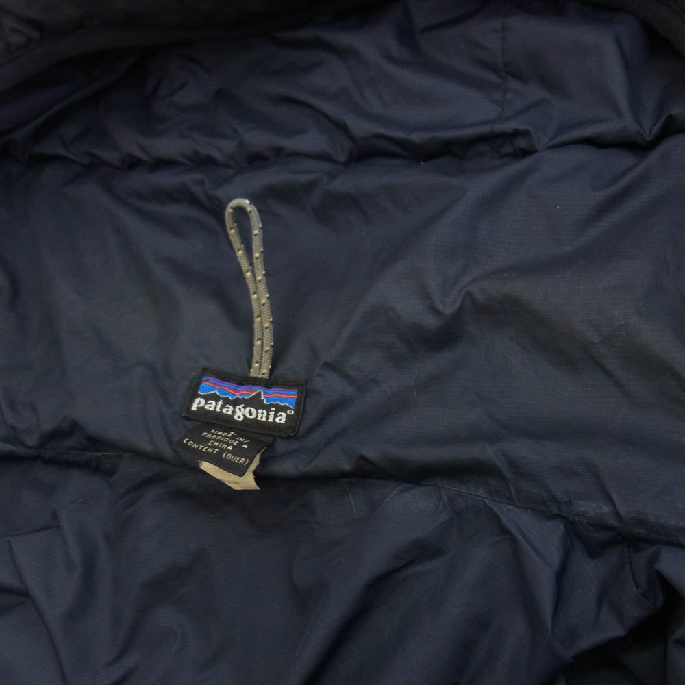 patagonia パタゴニア 01AW STY84098F01 2001年 DAS PARKA ダスパーカー フーデッド 中綿ジャケット ブラック系 L【中古】