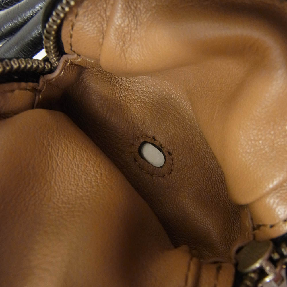 DRIES VAN NOTEN ドリスヴァンノッテン LEATHER AIRPOD CASE レザー エアポッツ ケース ネックレス ブラック系【中古】