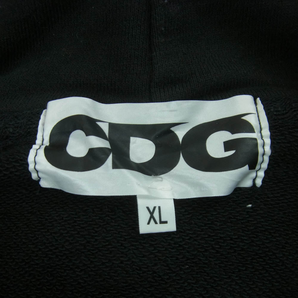 COMME des GARCONS コムデギャルソン SZ-T023 CDGロゴプリント HOODED SWEATSHIRT フーデッド スウェットシャツ パーカー ブラック系 XL【中古】