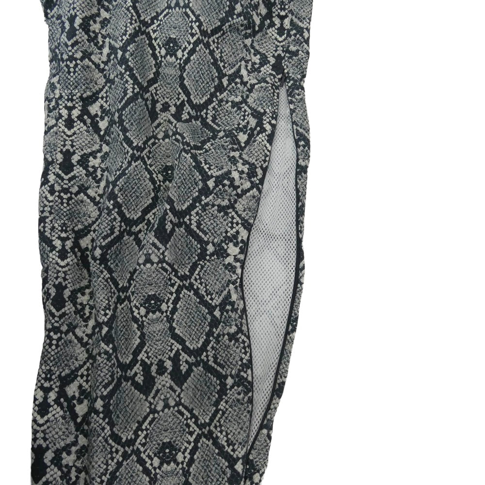 プライベートブランド バイ エスエフエス Snake Print Nylon Open Hem Pants スネイクプリント ナイロン オープン ヘムパンツ ブラック系 FREE【中古】