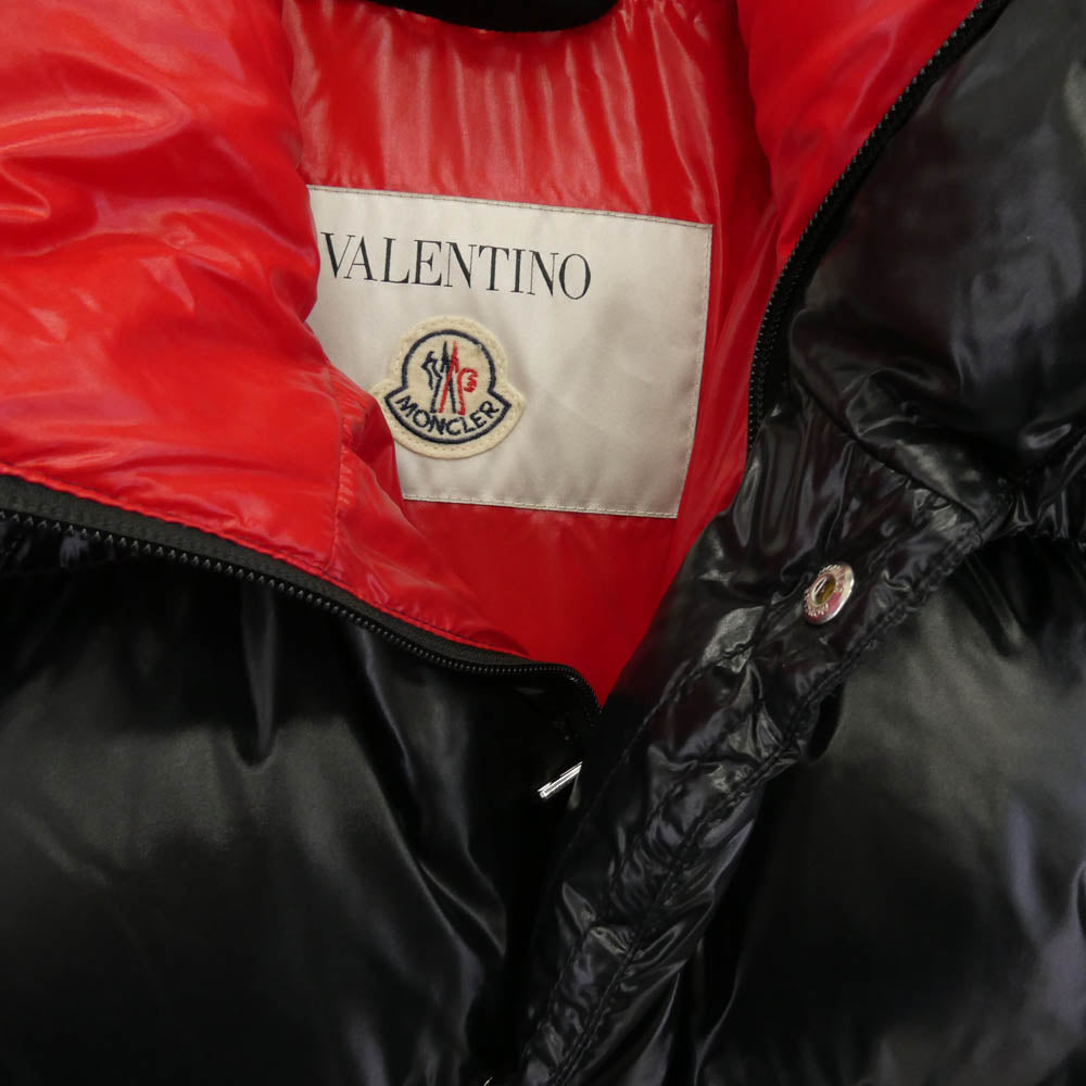 MONCLER モンクレール 18-19AW QV0CN00ACUX × VALENTINO ヴァレンティノ VLTNロゴ ダウン ジャケット ブラック系 48【中古】