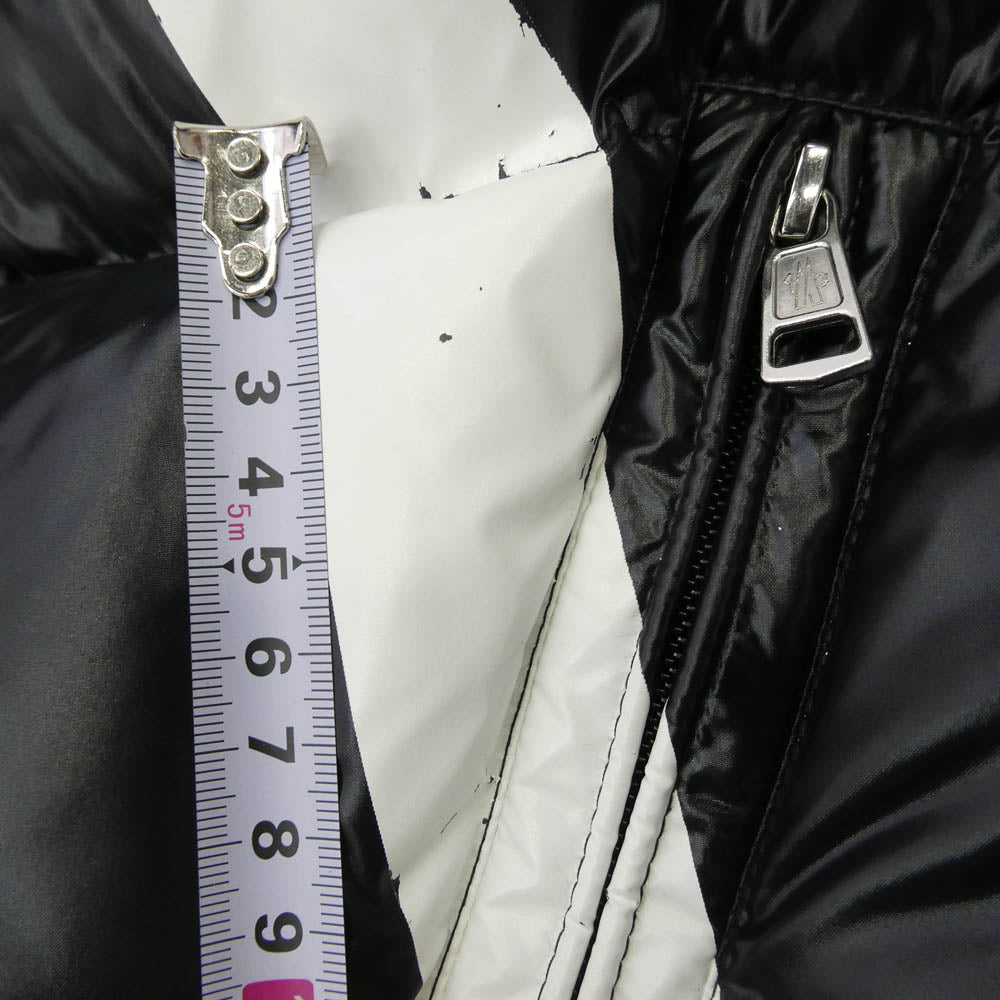 MONCLER モンクレール 18-19AW QV0CN00ACUX × VALENTINO ヴァレンティノ VLTNロゴ ダウン ジャケット ブラック系 48【中古】