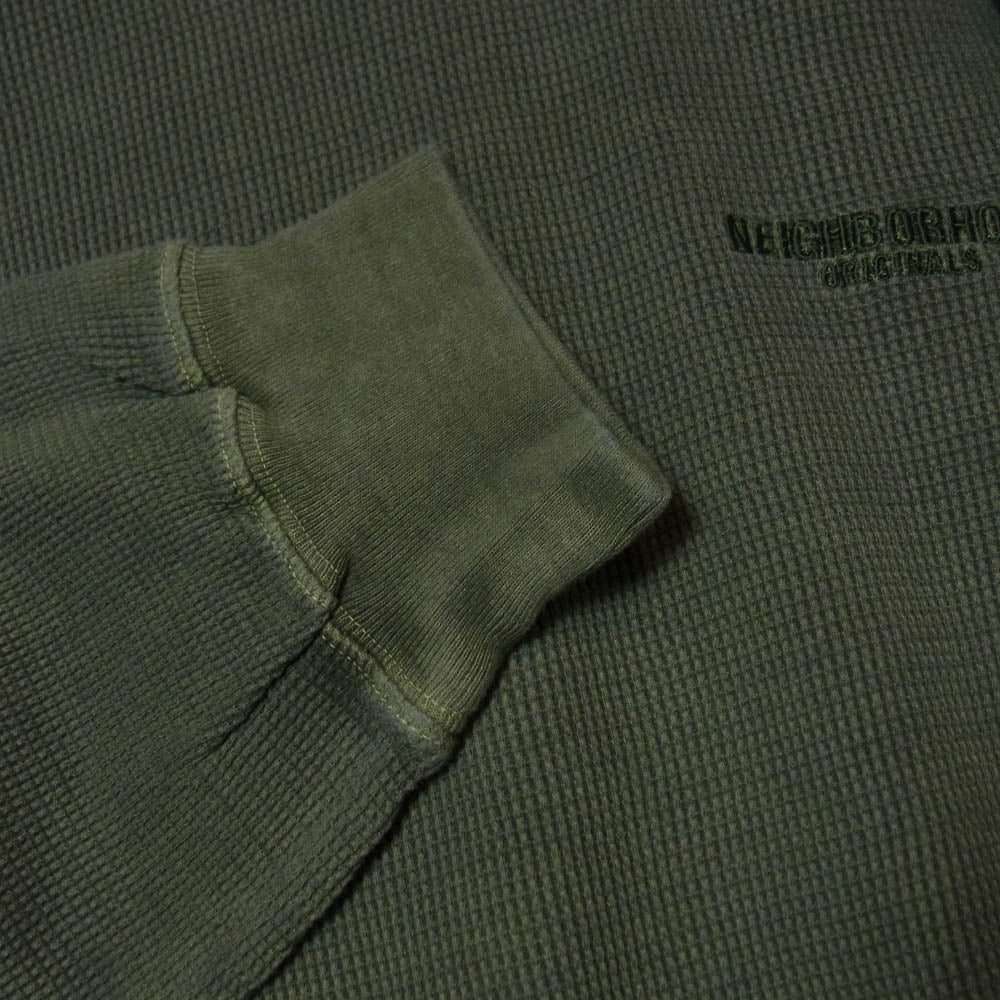 NEIGHBORHOOD ネイバーフッド 25SS 251FPNH-CSM15 PIGMENT DYED WAFFLE FABRIC CREWNECK LS ロゴ刺繍 ピグメントダイ ユーズド加工 長袖 サーマル カットソー OLIVE DARB XL【新古品】【未使用】【中古】
