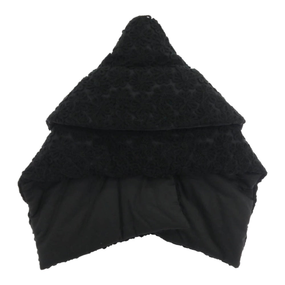 tao COMME des GARCONS タオ コムデギャルソン 24AW TN-J009-051 ナイロンチュール刺繍 中綿 ケープ ポンチョ ブラック系 S【中古】