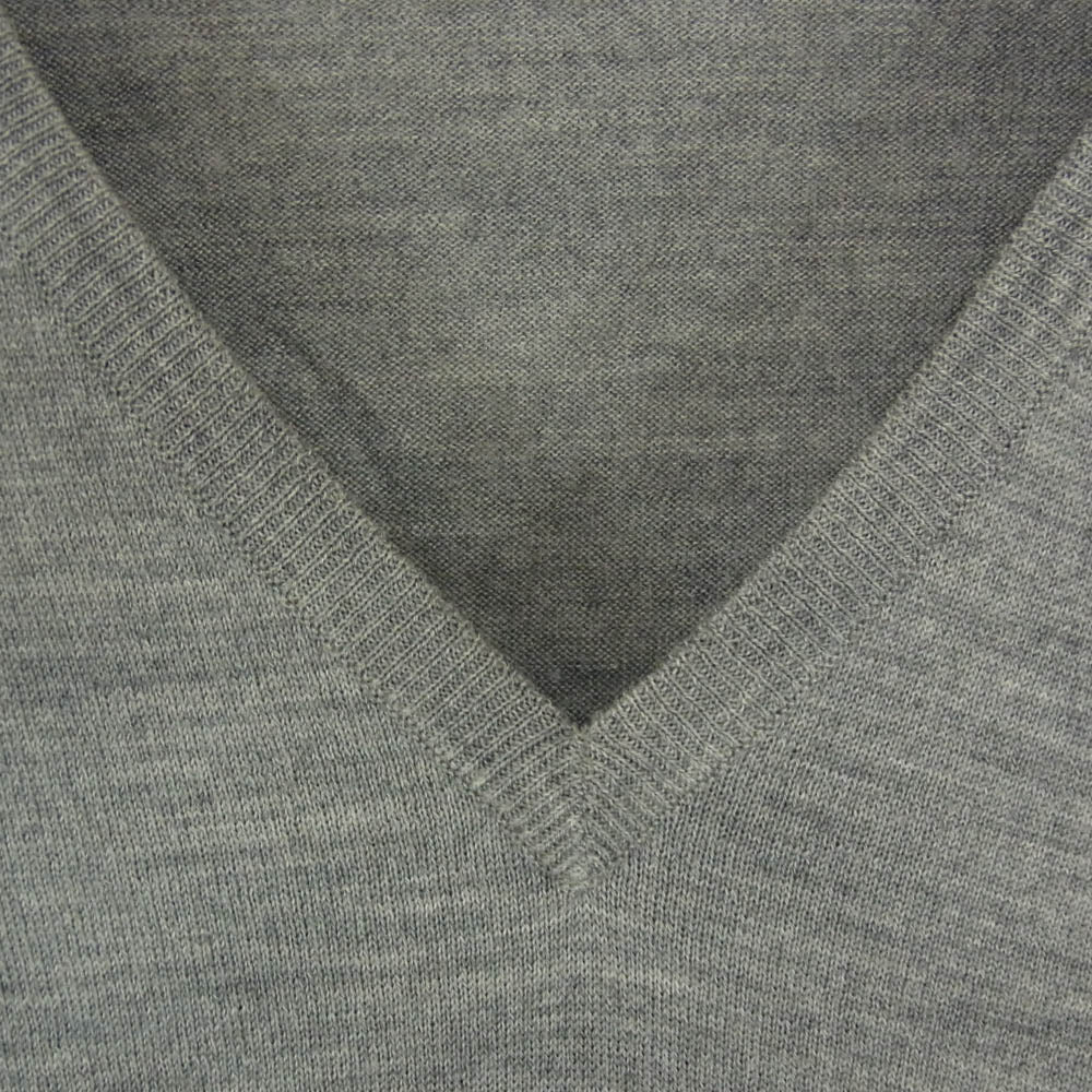 JOHN SMEDLEY ジョンスメドレー 英国製 エクストラファインメリノウール Vネック ニット セーター グレー系 S【中古】