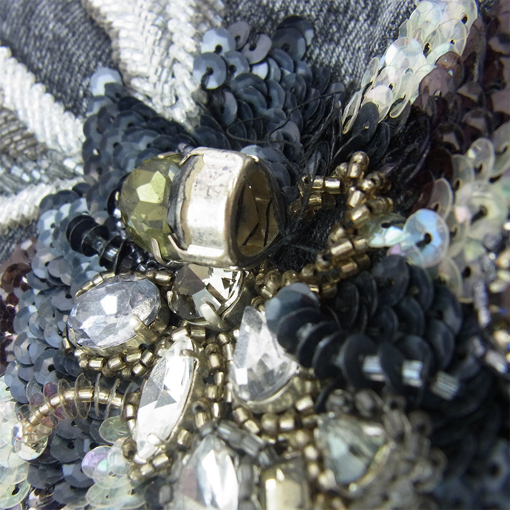 GUCCI グッチ 723498 XDB9C SALON フローラルエンブロイダリー付き デニムパンツ ブラック ブラック系 24【新古品】【未使用】【中古】