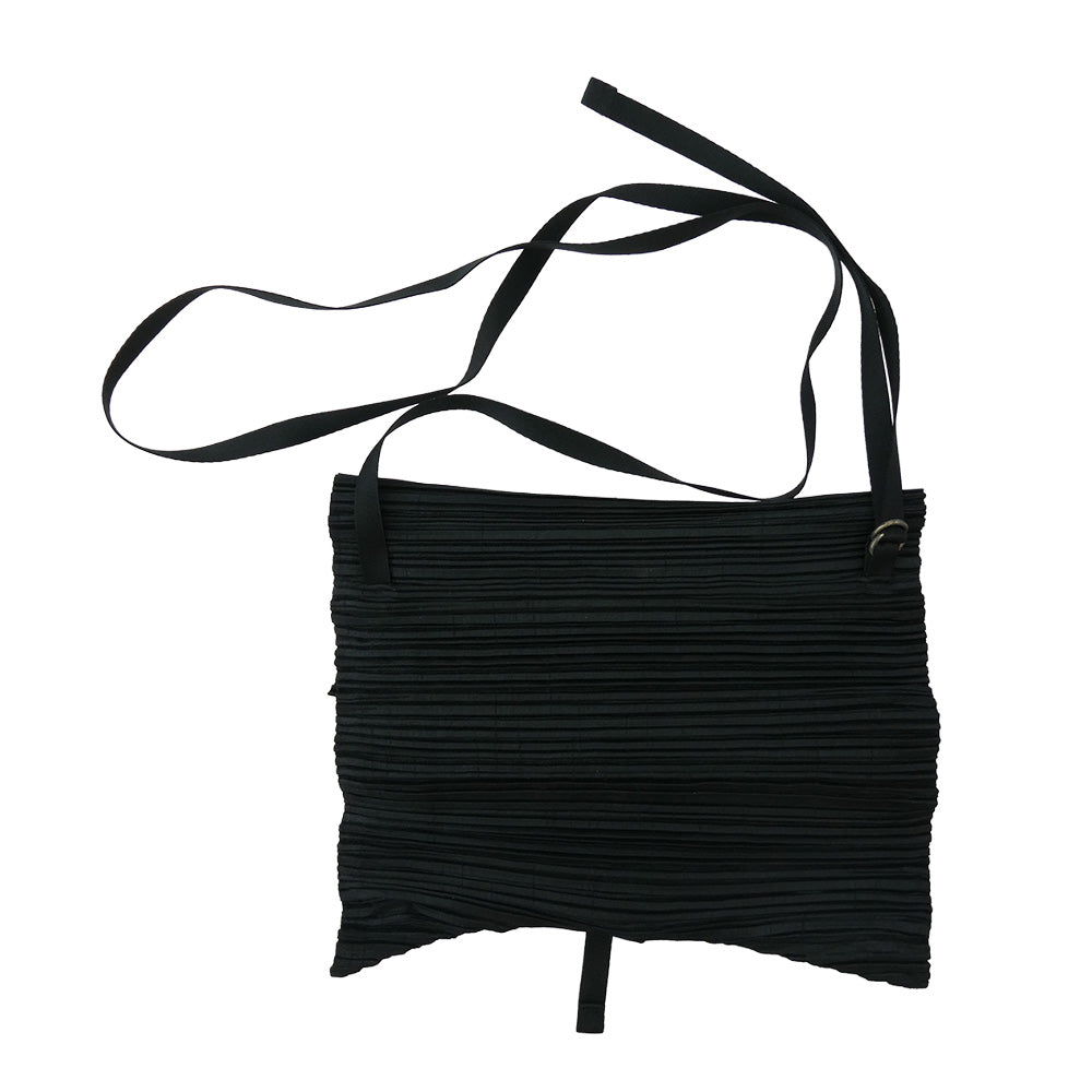 PLEATS PLEASE プリーツプリーズ イッセイミヤケ PP52-AG プリーツ加工 ショルダー バッグ ブラック系【中古】