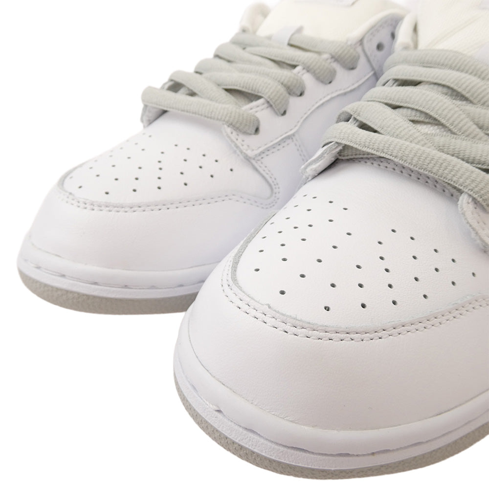 Supreme シュプリーム 25AW HQ8487-100 × Nike SB Dunk Low WhiteMetallic Silver【フェイクバスターズ鑑定済】ナイキ SB ダンク ロー ホワイト メタリックシルバー ホワイト系 27cm【極上美品】【中古】