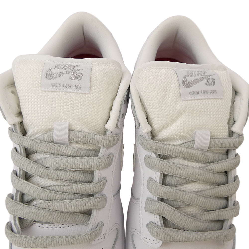Supreme シュプリーム 25AW HQ8487-100 × Nike SB Dunk Low WhiteMetallic Silver【フェイクバスターズ鑑定済】ナイキ SB ダンク ロー ホワイト メタリックシルバー ホワイト系 27cm【極上美品】【中古】