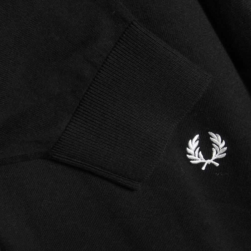 エスエスズィー FZ3267 11-15-1918-060-19-20 FRED PERRY フレッドペリー 別注 BEAMS ビームス ロゴ刺繍 クルーネック ニット セーター ブラック系 L【新古品】【未使用】【中古】