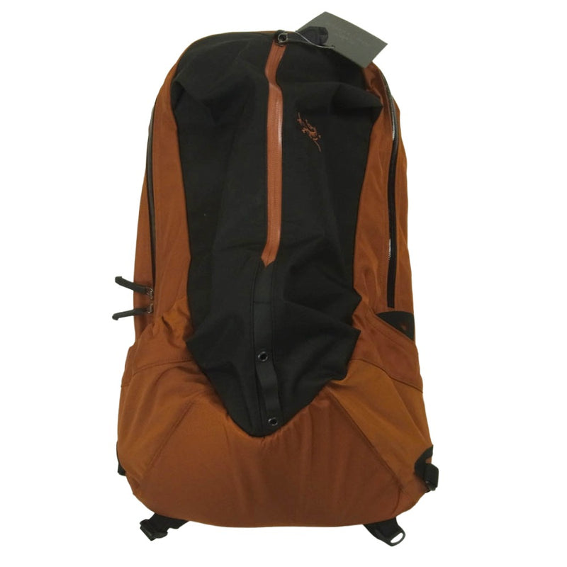 ARC'TERYX アークテリクス X000004618 Arro 22 Backpack アロー バックパック オレンジ系 ブラック系 Fika【極上美品】【中古】