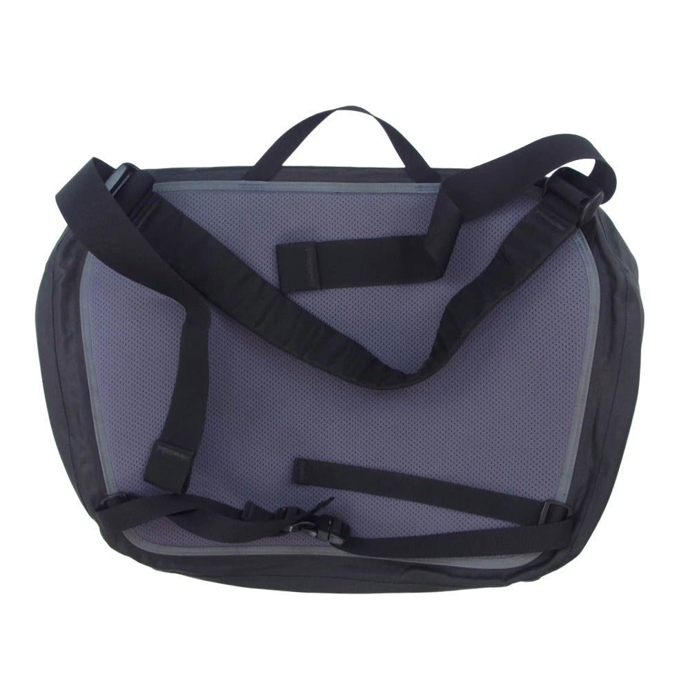 ARC'TERYX アークテリクス 11625-ss002530-1/3 Lunara 17 ショルダーバッグ SAMPLE サンプル品 ブラック系【中古】