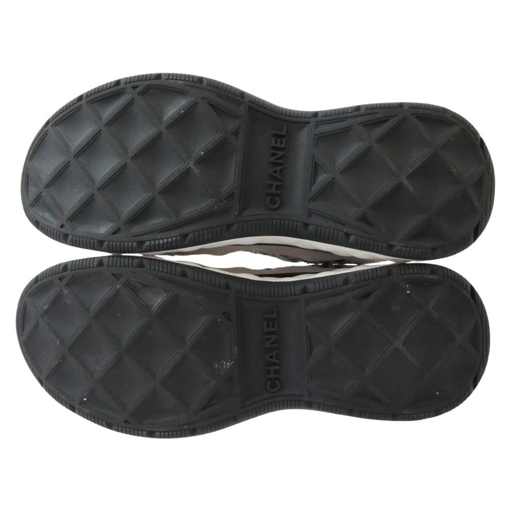 CHANEL シャネル G37126 マトラッセ スエードココマーク ローカット スニーカー ベージュ系 ブラック系 L 36【中古】