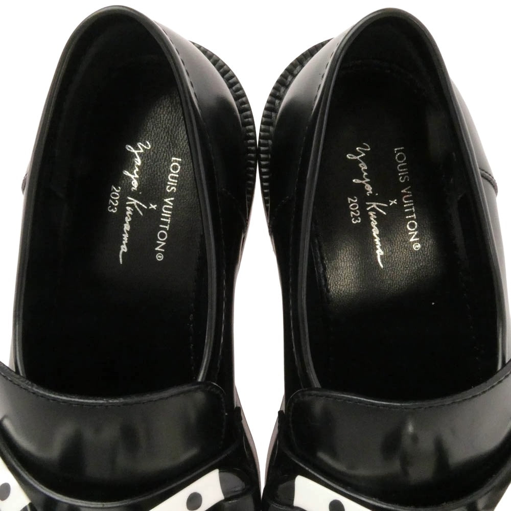 LOUIS VUITTON ルイ・ヴィトン 22AW MA1212 × Yayoi Kusama ヤヨイクサマ 草間彌生 アカデミーライン レザー ローファー シューズ ブラック系 36【中古】